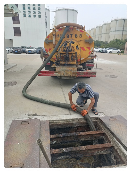 施秉隔油池清掏