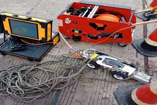 施秉CCTV管道检测机器人